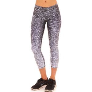 Terez Black & White Glitter Slim Band Capris - XS